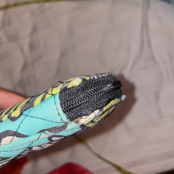 Vera Bradley island blooms floral wristlet wallet case - Picture 4 of 5